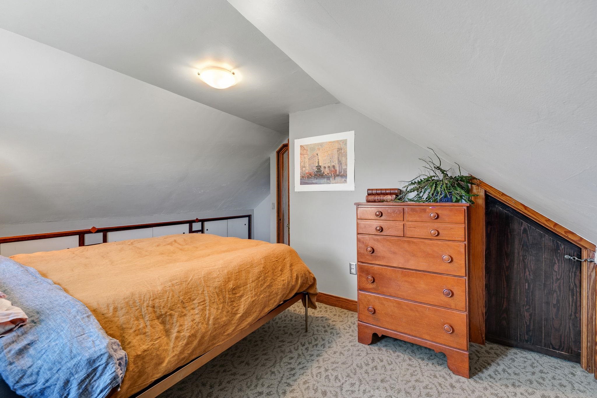 115 Washbowl Road Northfield, VT 05663 - Photo 38 of 60