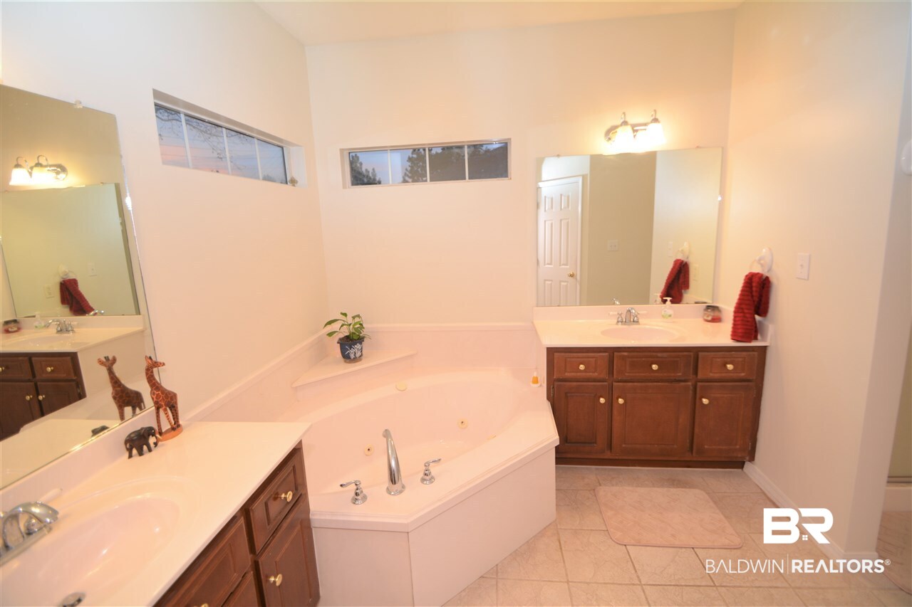 5448 Henning Drive West Mobile, AL 36619 - Photo 27 of 49