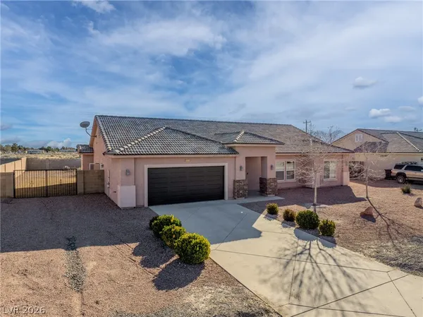 $389,900 | 4641 Honey Locust Drive, Pahrump, NV 89061