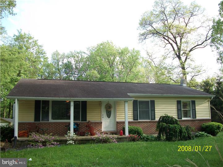 4402 Cemetery Road Parkesburg, PA 19365 - Photo 1 of 14 Front Yard