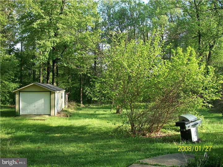 4402 Cemetery Road Parkesburg, PA 19365 - Photo 5 of 14 Back Yard