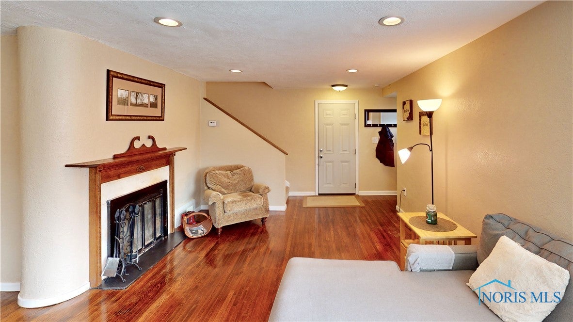 3411 Goddard Road Toledo, OH 43606 - Photo 3 of 37 Gallery Image 3