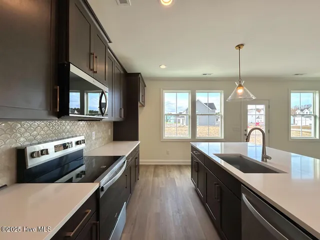 $499,900 | 901 Wild Azalea Way, Hubert, NC 28539