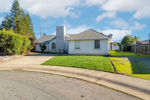 $349,900 | 1783 Record Lane, Redding, CA 96001