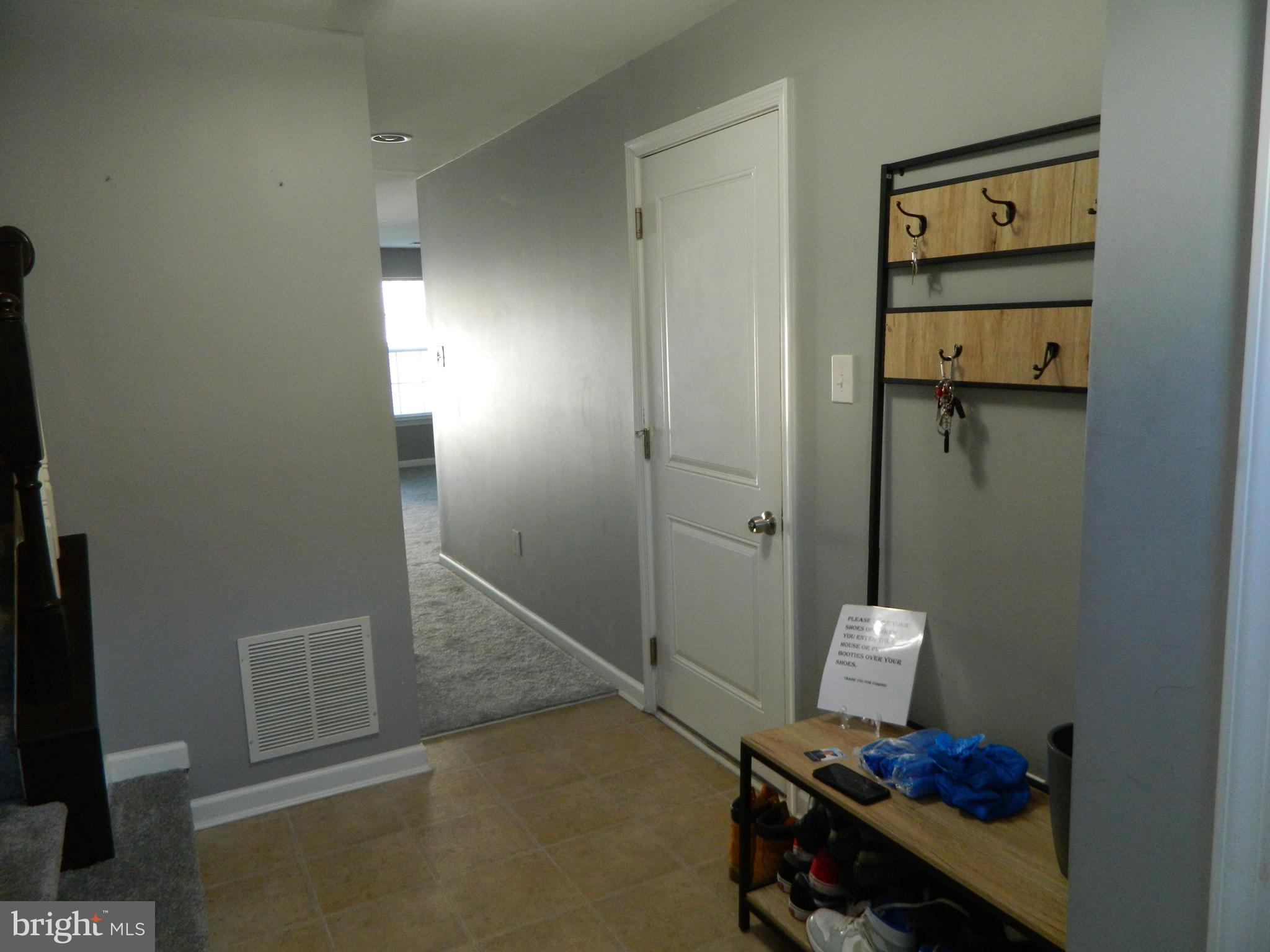 1043 Regency Place Sewell, NJ 08080 - Photo 19 of 22 Entrance to the Home