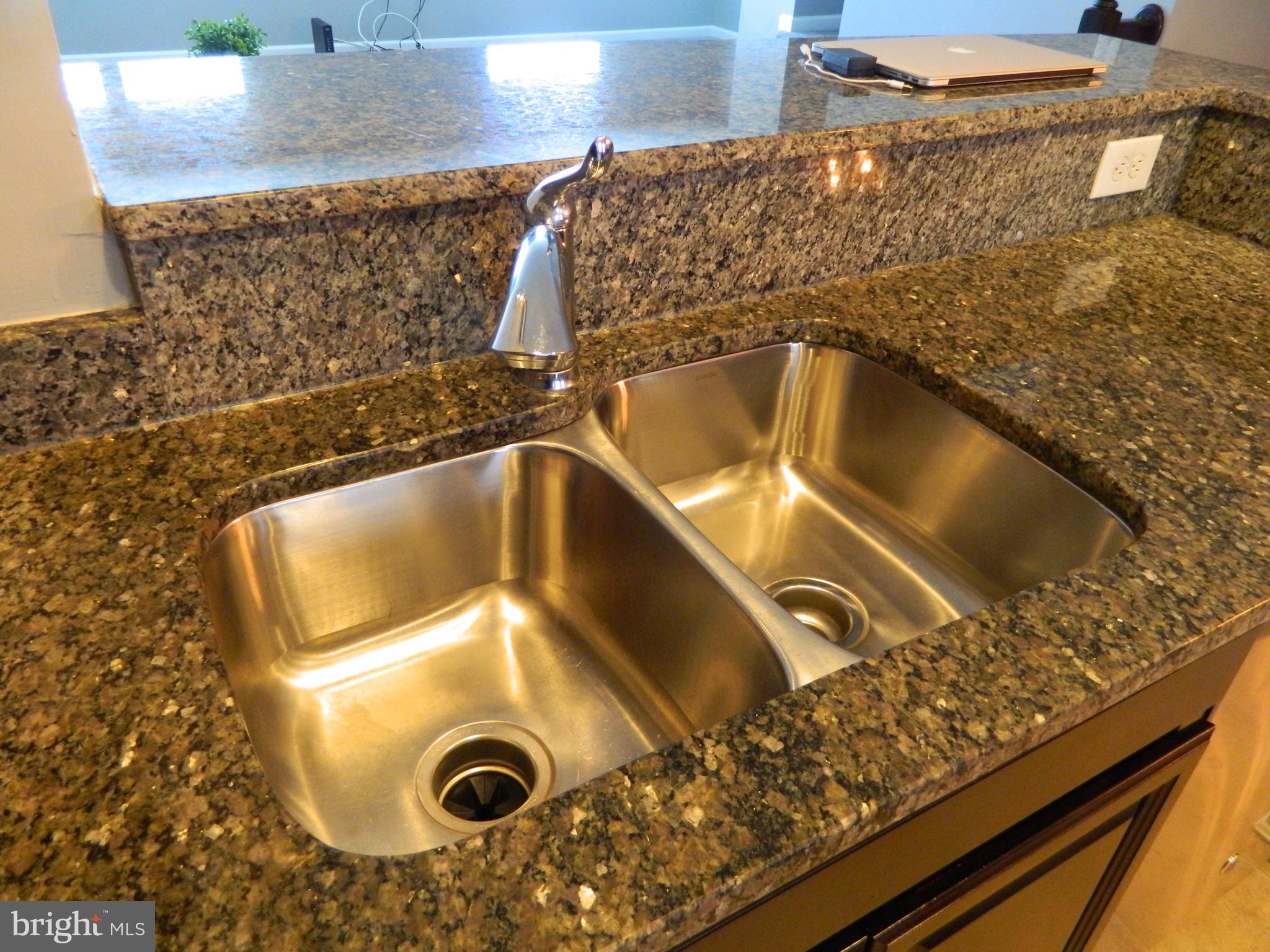 1043 Regency Place Sewell, NJ 08080 - Photo 20 of 22 Double Sink