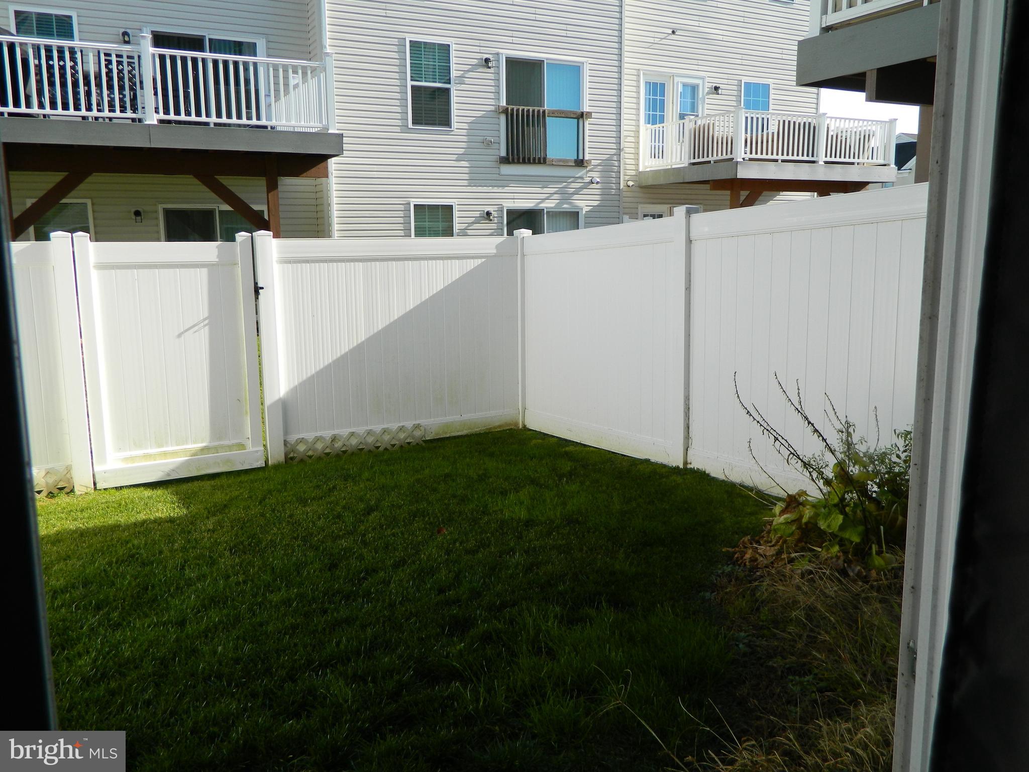 1043 Regency Place Sewell, NJ 08080 - Photo 22 of 22 No Maintenance Privacy Fence/ 6 ft Vinyl