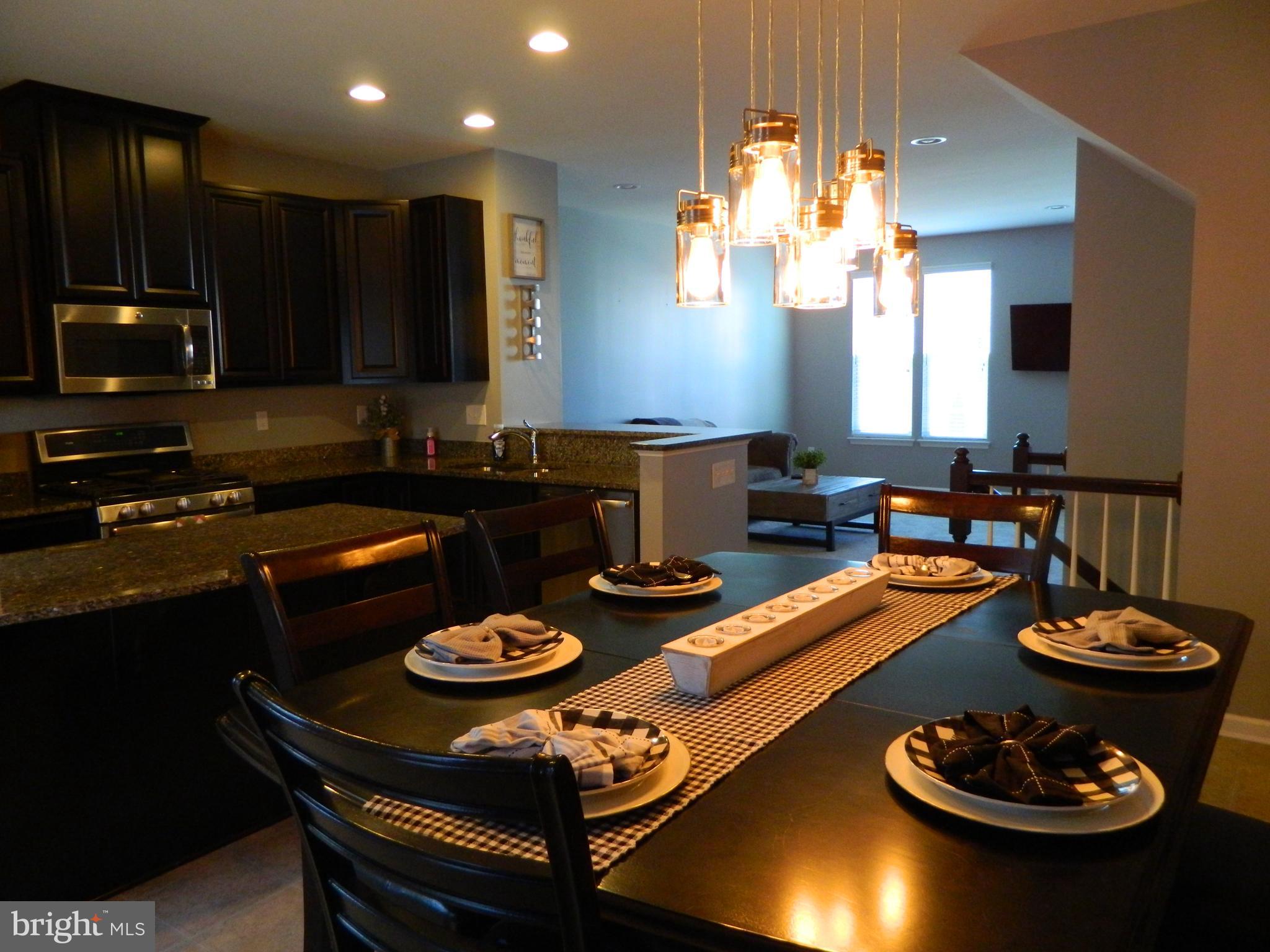 1043 Regency Place Sewell, NJ 08080 - Photo 10 of 22 Kitchen Dining Area