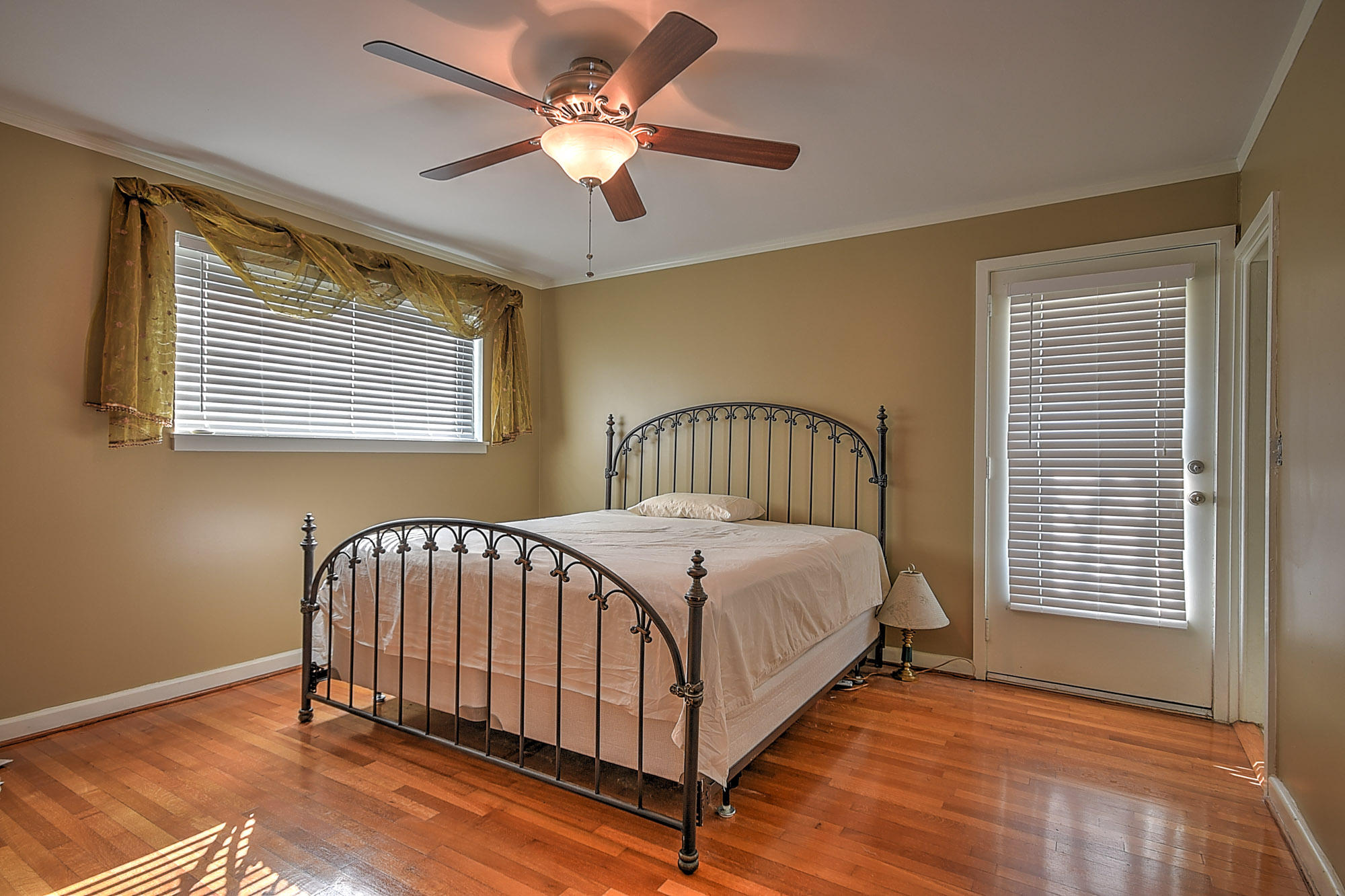 2037 Pendragon Road Kingsport, TN 37660 - Photo 13 of 30 Pendragon-20