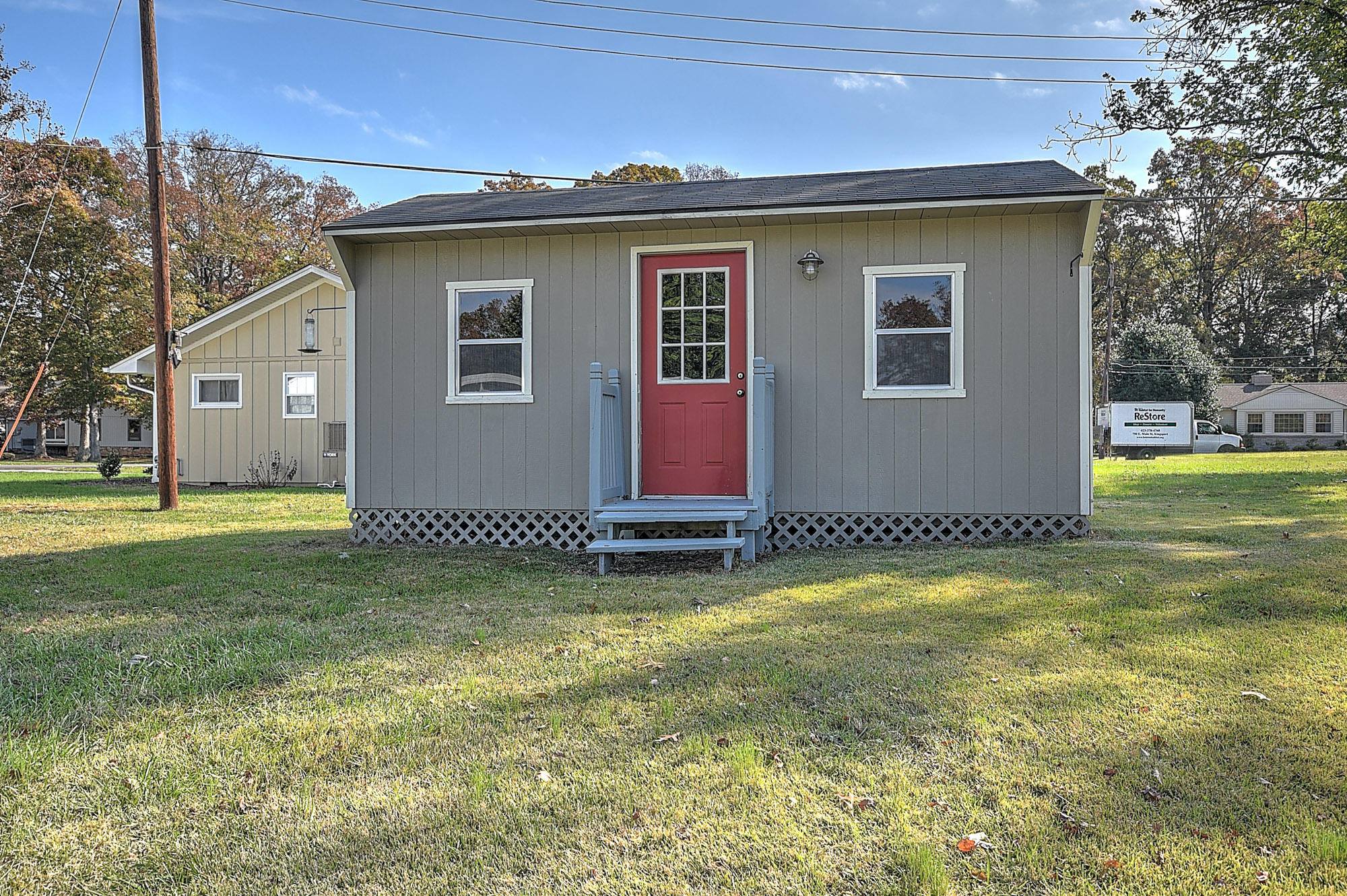 2037 Pendragon Road Kingsport, TN 37660 - Photo 25 of 30 Pendragon-28