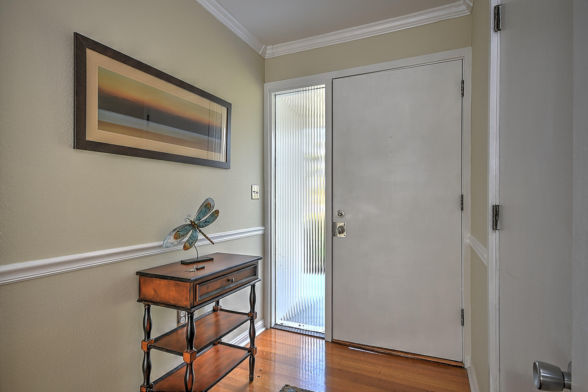 2037 Pendragon Road Kingsport, TN 37660 - Photo 4 of 30 Pendragon-10