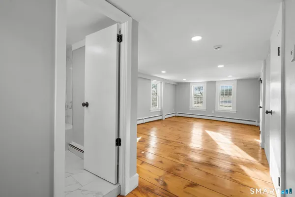 $659,000 | 712 Main Street, Glastonbury, CT 06073