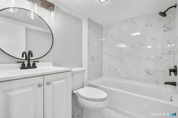 $659,000 | 712 Main Street, Glastonbury, CT 06073