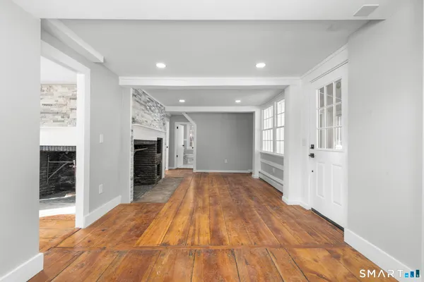 $659,000 | 712 Main Street, Glastonbury, CT 06073