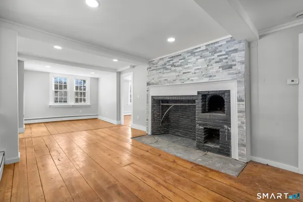 $659,000 | 712 Main Street, Glastonbury, CT 06073