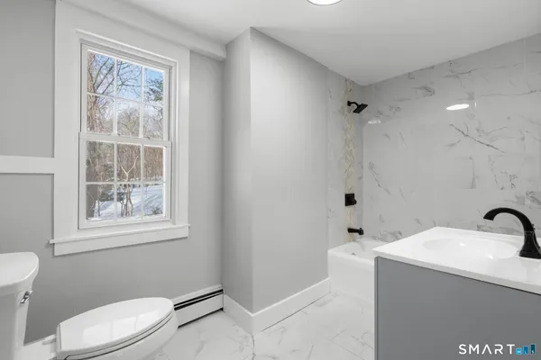 $659,000 | 712 Main Street, Glastonbury, CT 06073