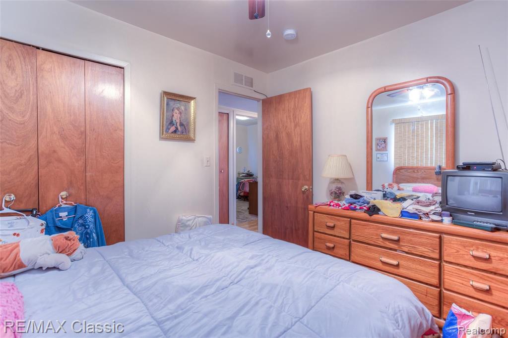 2829 Kenmore Road Berkley, MI 48072 - Photo 12 of 19 Gallery Image 12