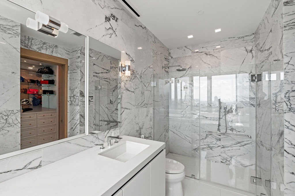 200 East 21st Street, Unit 19A Manhattan, NY 10010 - Photo 11 of 22