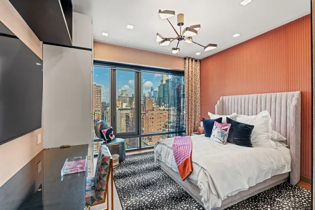 $4,995,000 | 200 East 21st Street, Unit 19A | Gramercy