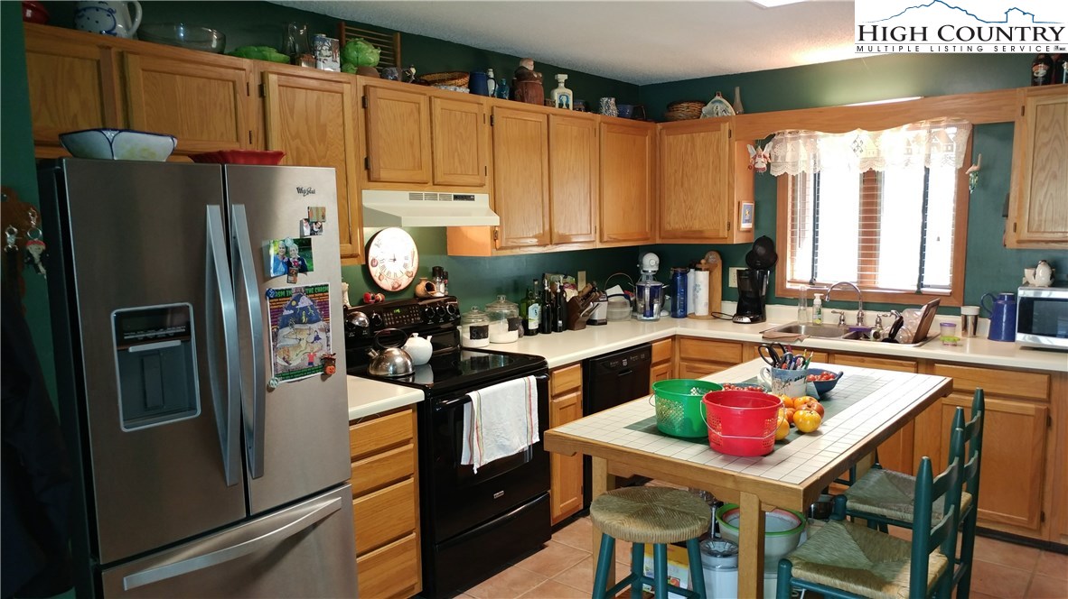 1012 Charter Hills Road Beech Mountain, NC 28604 - Photo 6 of 18 Gallery Image 6