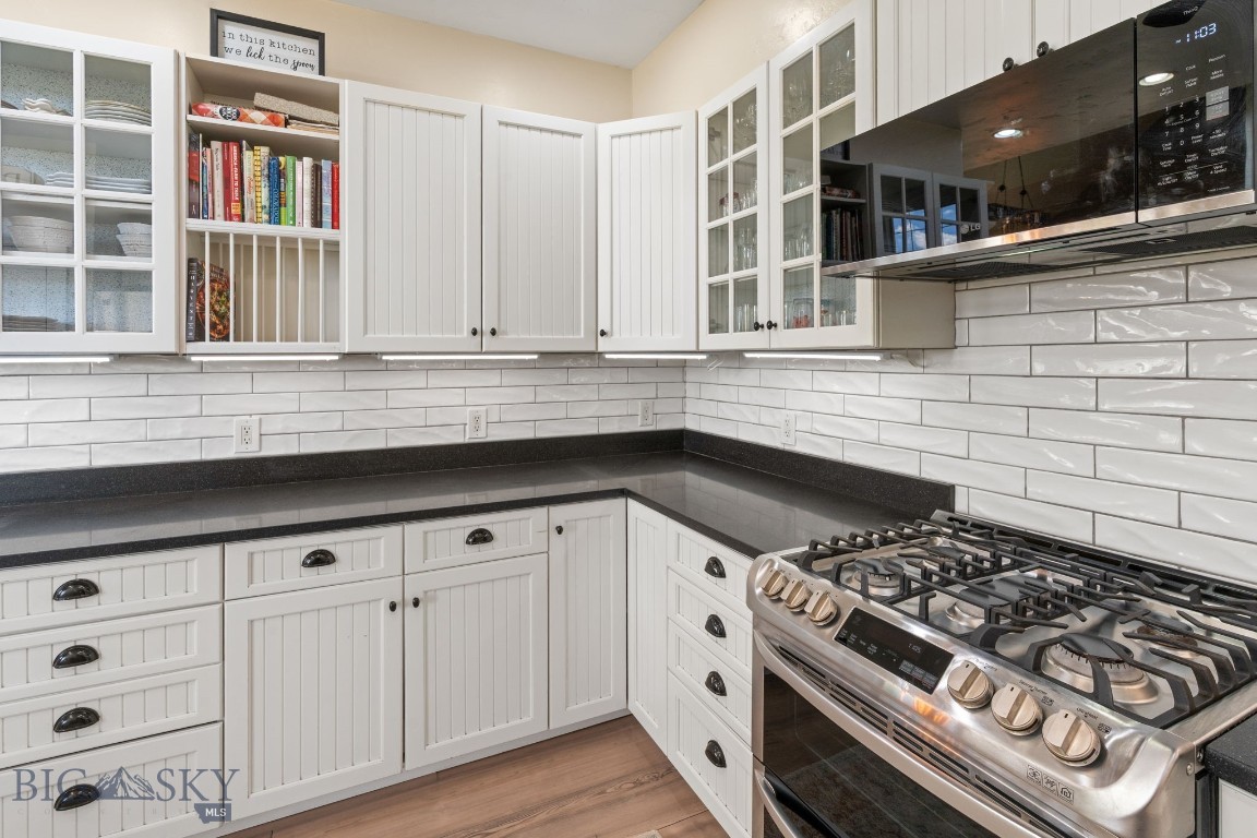 68 Rolling Glen Ranch Loop Three Forks, MT 59752 - Photo 7 of 48 Lovely finishes and new SS Range