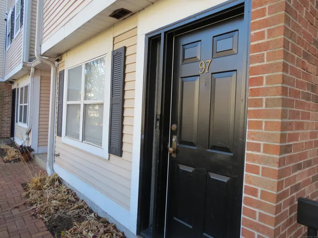 $2,350 | 97 Highland Road, Unit 97, Stamford, CT 06901