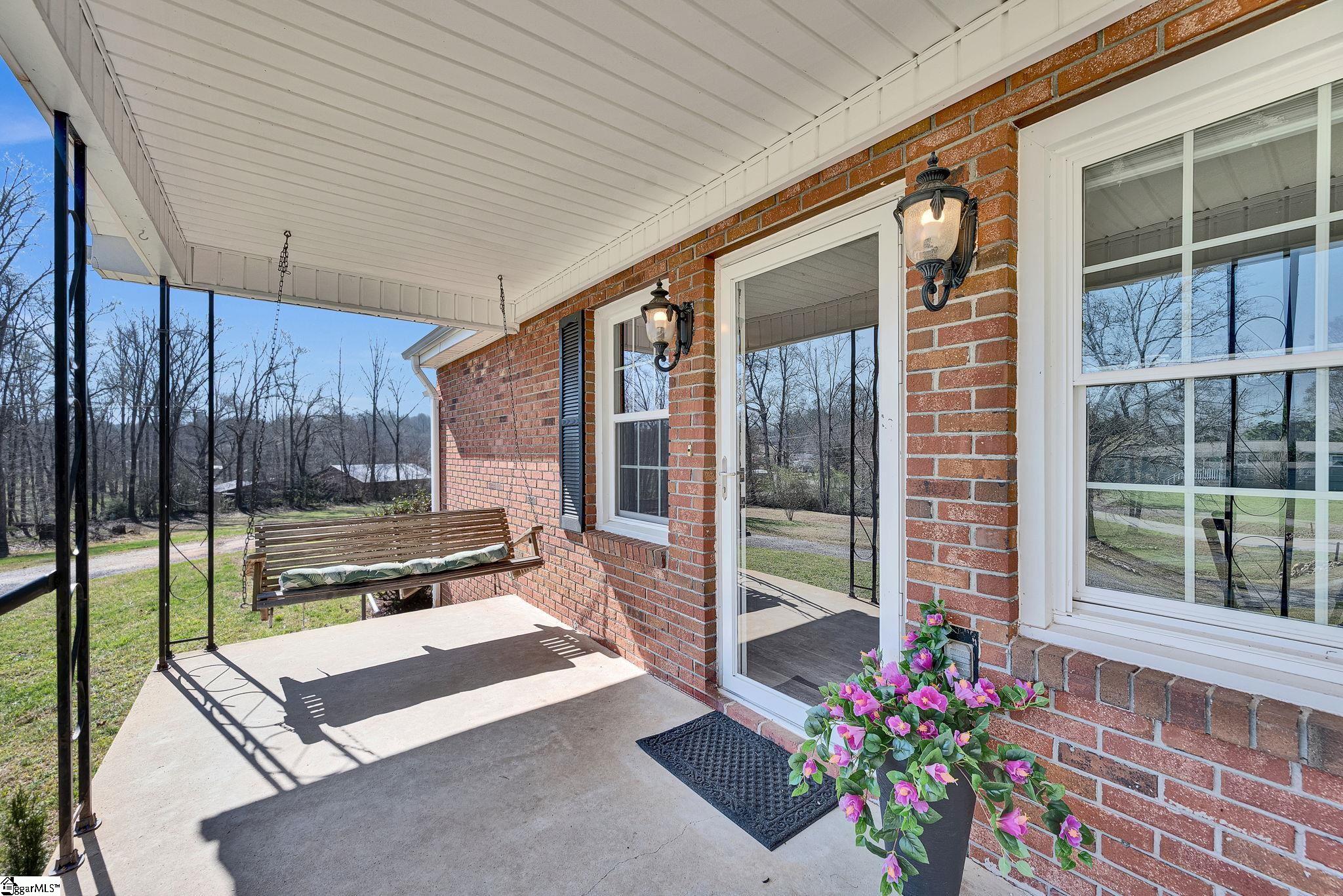 609 Robinson Bridge Road Central, SC 29630 - Photo 2 of 50