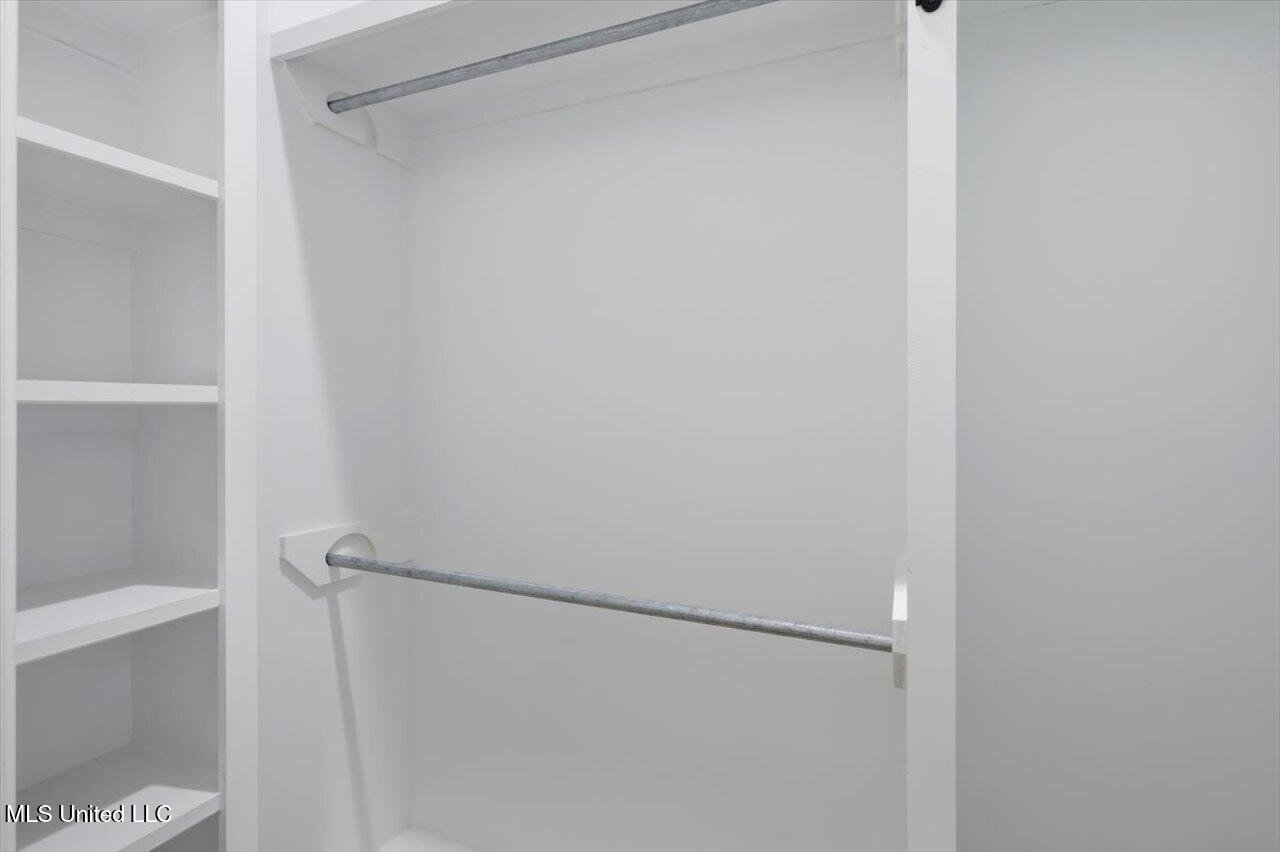 201 Bronson Bend Flowood, MS 39232 - Photo 23 of 36 23-201 Bronson Bnd _ Home Tours MS