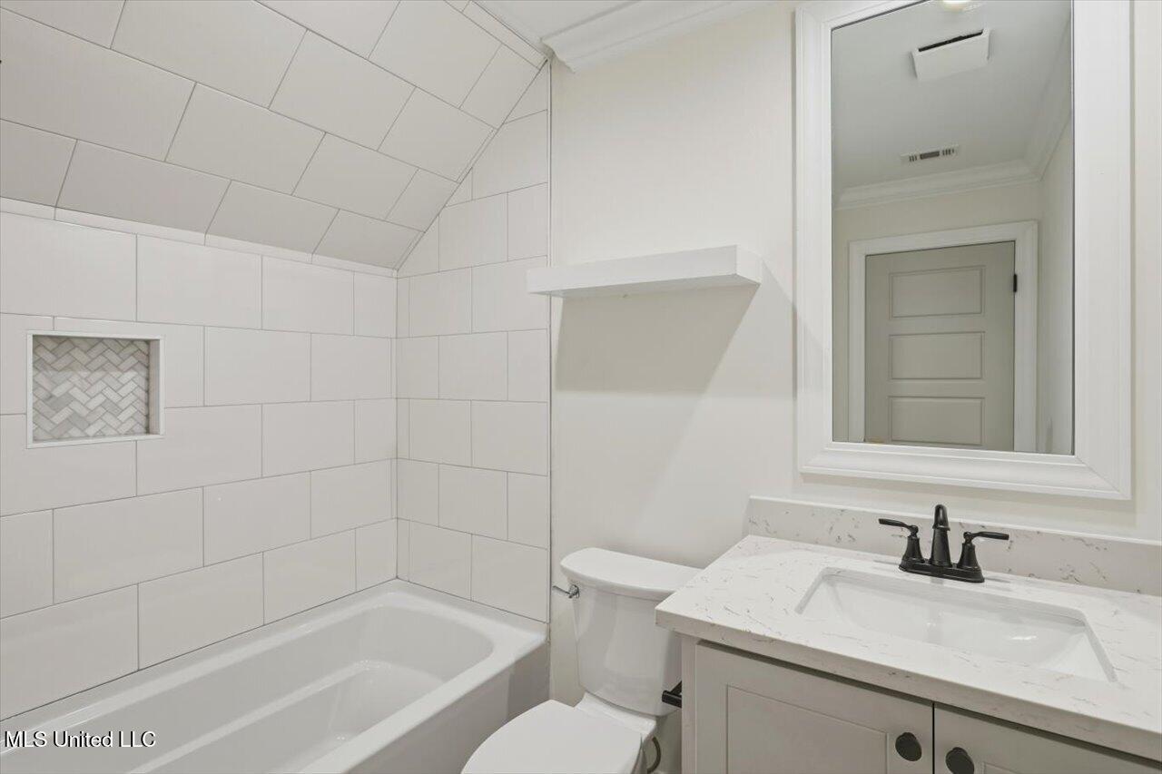 201 Bronson Bend Flowood, MS 39232 - Photo 31 of 36 30-201 Bronson Bnd _ Home Tours MS