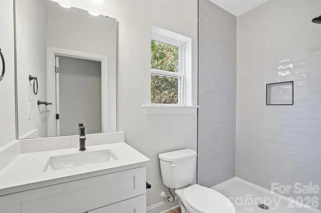 $625,000 | 4500-4502 West Tyvola Road, Charlotte, NC 28208