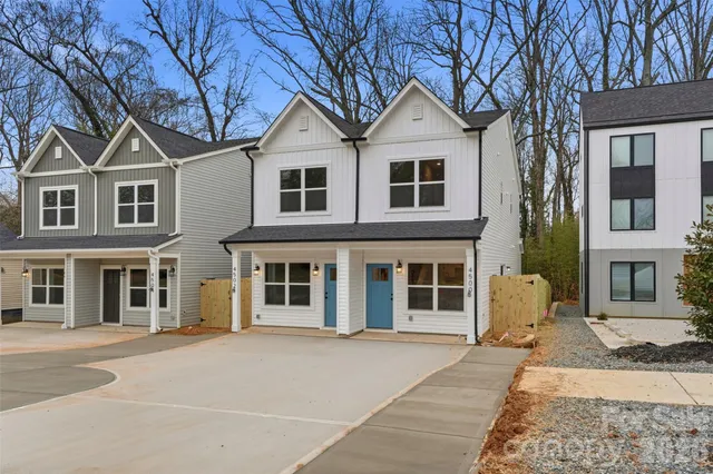 $625,000 | 4500-4502 West Tyvola Road, Charlotte, NC 28208