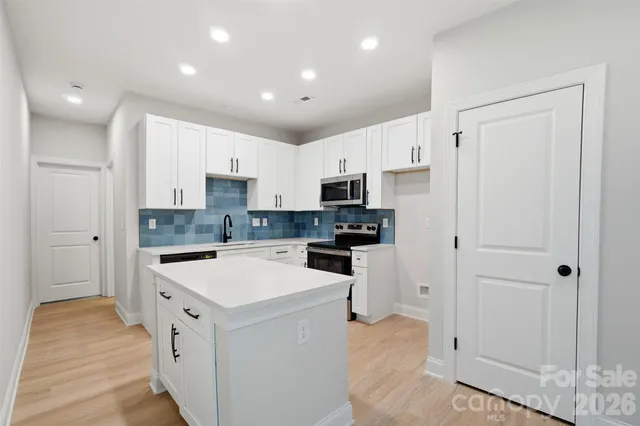 $625,000 | 4500-4502 West Tyvola Road, Charlotte, NC 28208