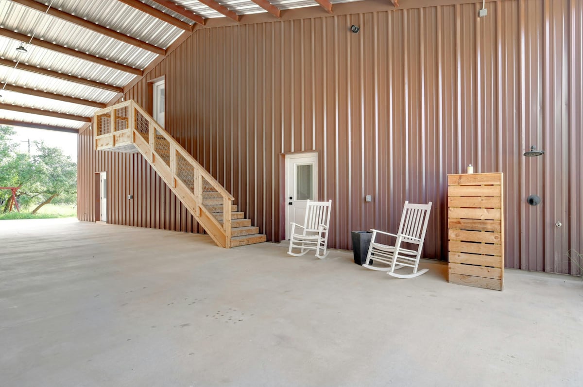 8952 Ranch Road Wimberley, TX 78676 - Photo 13 of 26