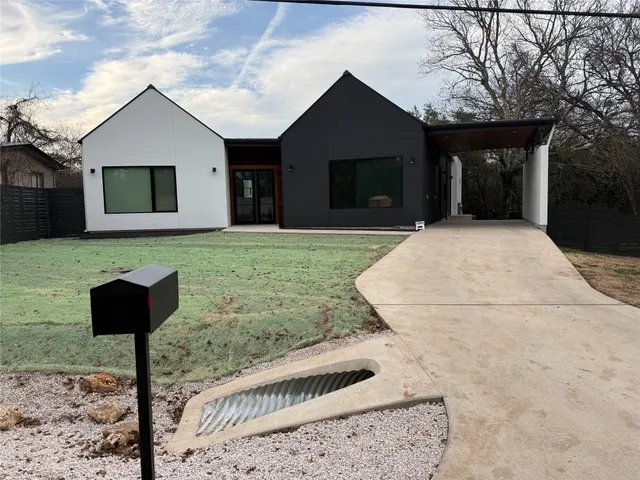 $5,800 | 1304 Lipan Trail, Austin, TX 78733