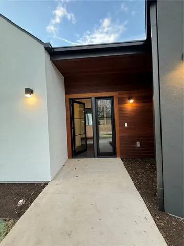 $5,800 | 1304 Lipan Trail, Austin, TX 78733