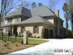 111 Renwick Road, Unit B Charlotte, NC 28211 - Photo 1 of 7 Gallery Image 1