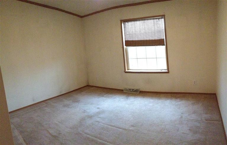 998 Locust Fork Road Stamping Ground, KY 40379 - Photo 7 of 23 Panoramic view of second bedroom.