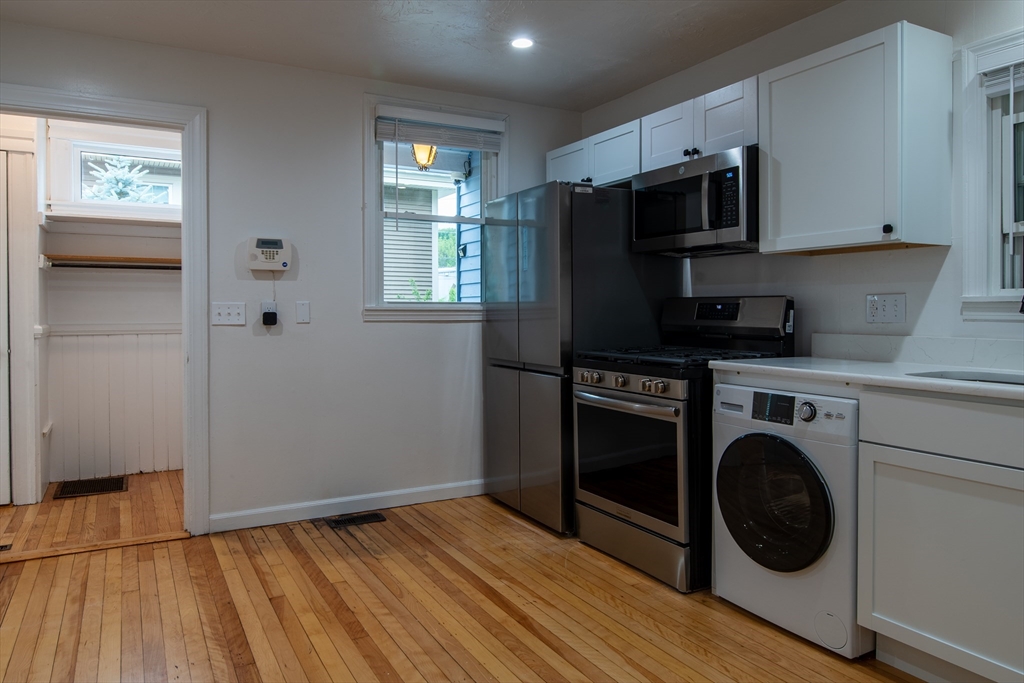 5 Stoneland Road, Unit 1 Worcester, MA 01603 - Photo 6 of 6