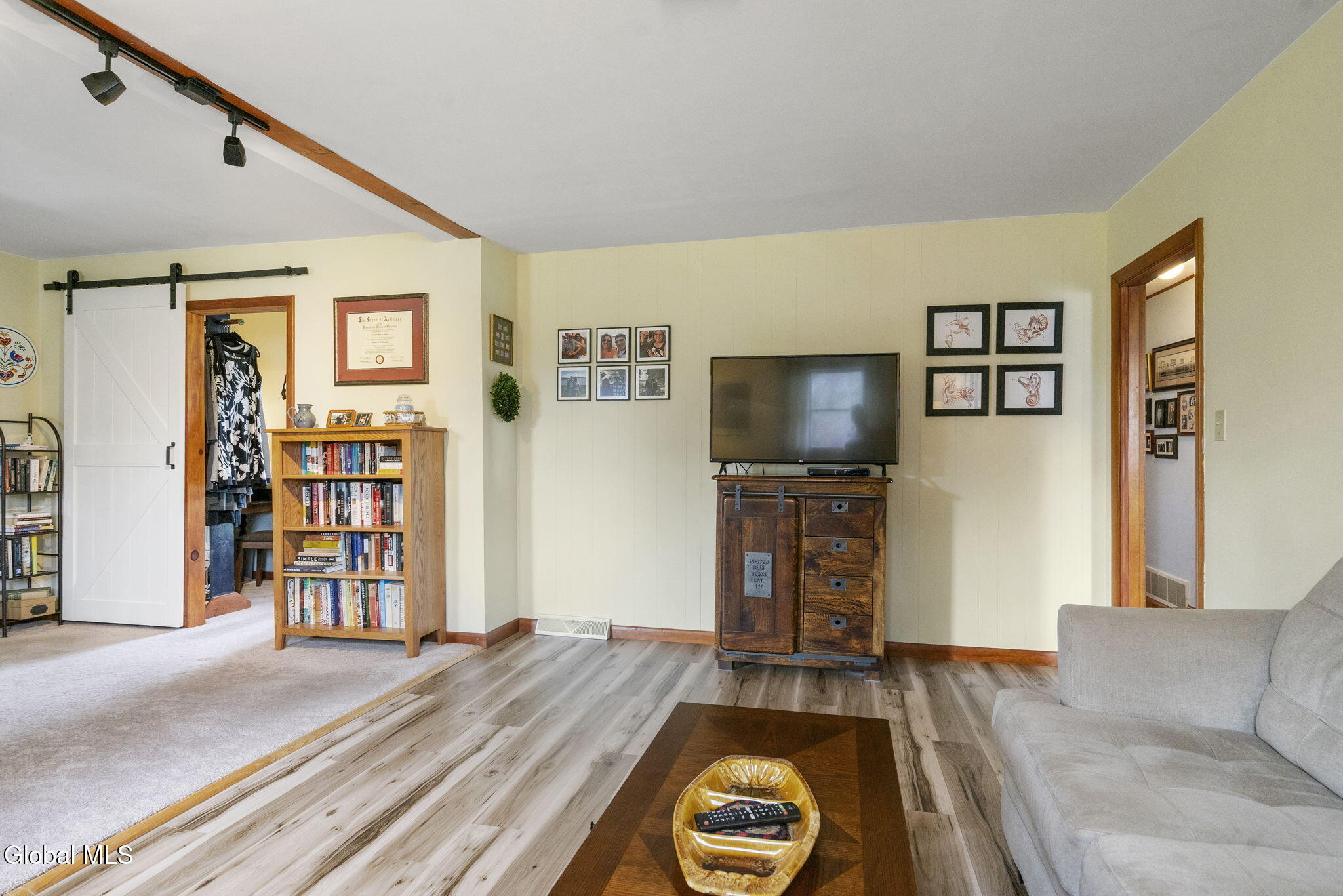 854 Queen Anne Road Florida, NY 12010 - Photo 15 of 60 42-web-or-mls-854-queen-anne-rd