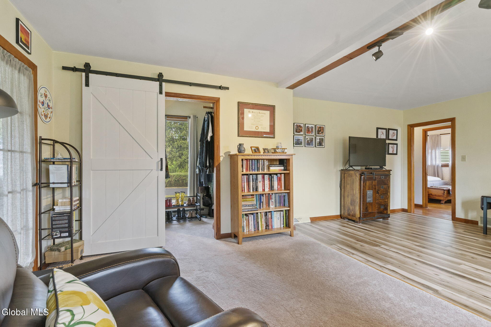 854 Queen Anne Road Florida, NY 12010 - Photo 6 of 60 40-web-or-mls-854-queen-anne-rd