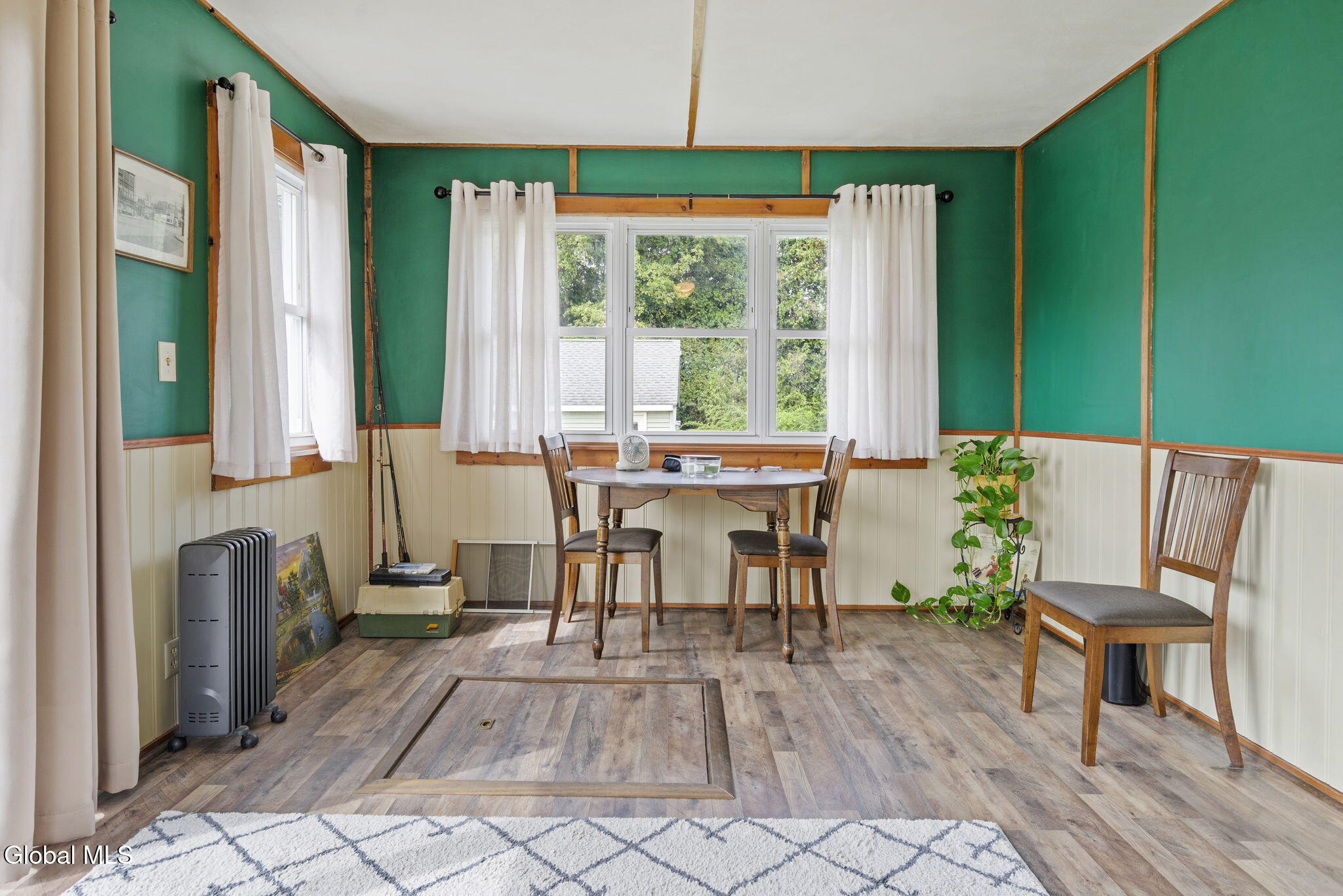 854 Queen Anne Road Florida, NY 12010 - Photo 9 of 60 33-web-or-mls-854-queen-anne-rd