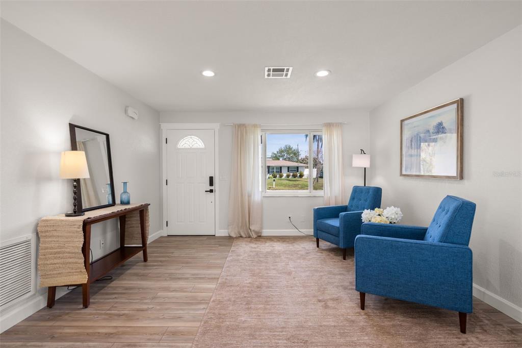 331 Tralee Street Largo, FL 33770 - Photo 5 of 38