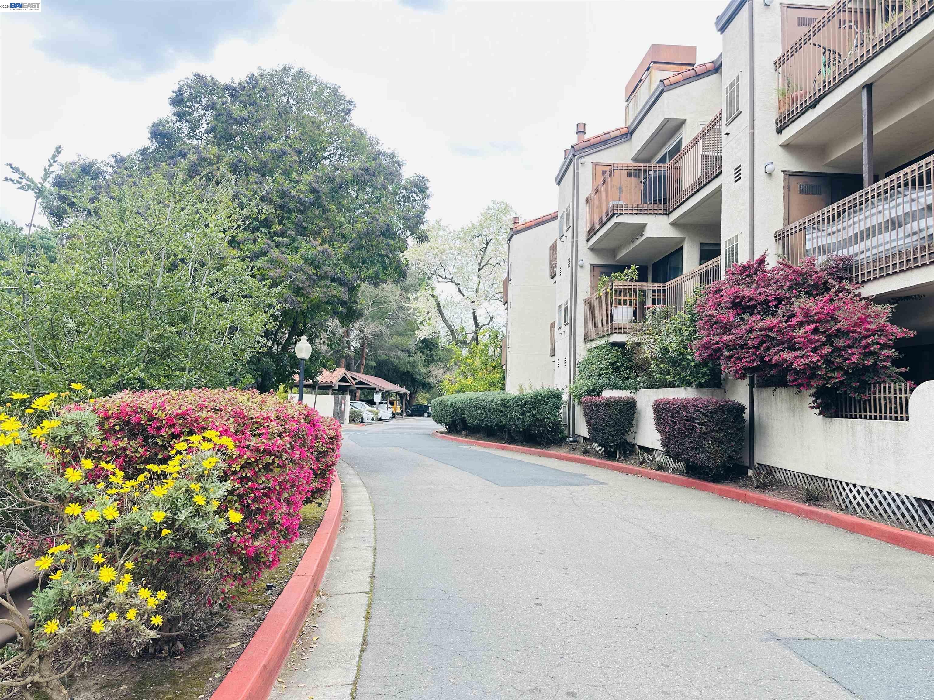 320 North Villa Way Walnut Creek, CA 94595 - Photo 31 of 36 a building view with a outdoor space
