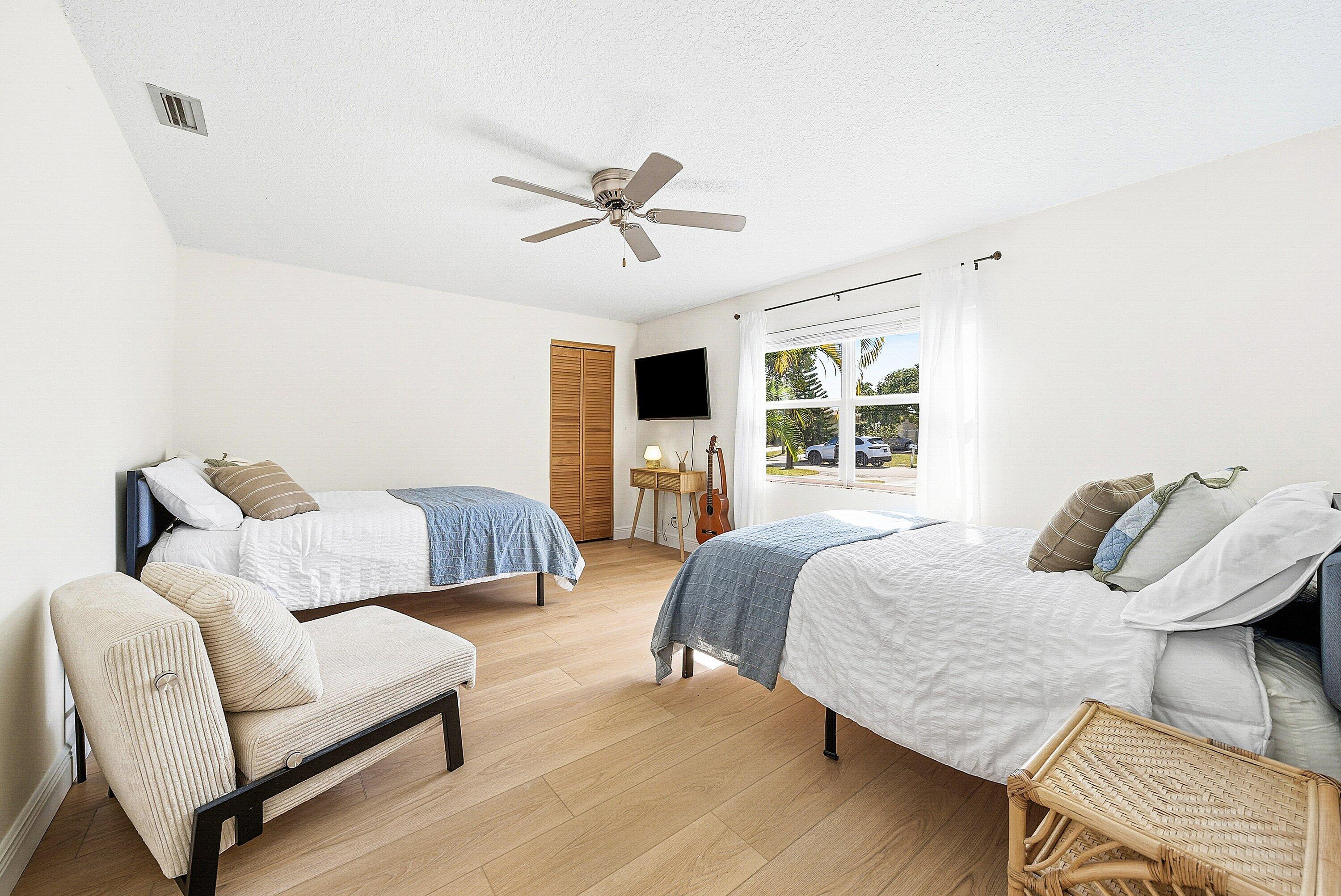 435 Northeast 35th Street Boca Raton, FL 33431 - Photo 30 of 63 Third Bedroom