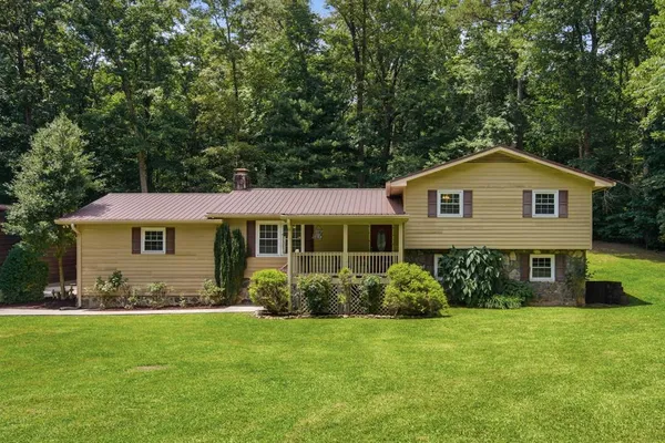 $385,000 | 2982 W Highway, Ellijay, GA 30540