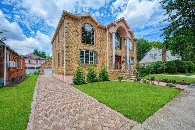 $1,799,000 | 83-14 266th Street | Floral Park