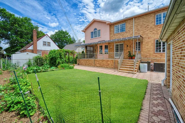 $1,799,000 | 83-14 266th Street | Floral Park