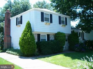 9707 Lochwood Road Philadelphia, PA 19115 - Photo 2 of 2 Gallery Image 2