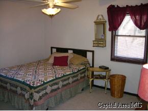 40 North Oxford Road Springfield, IL 62702 - Photo 7 of 9