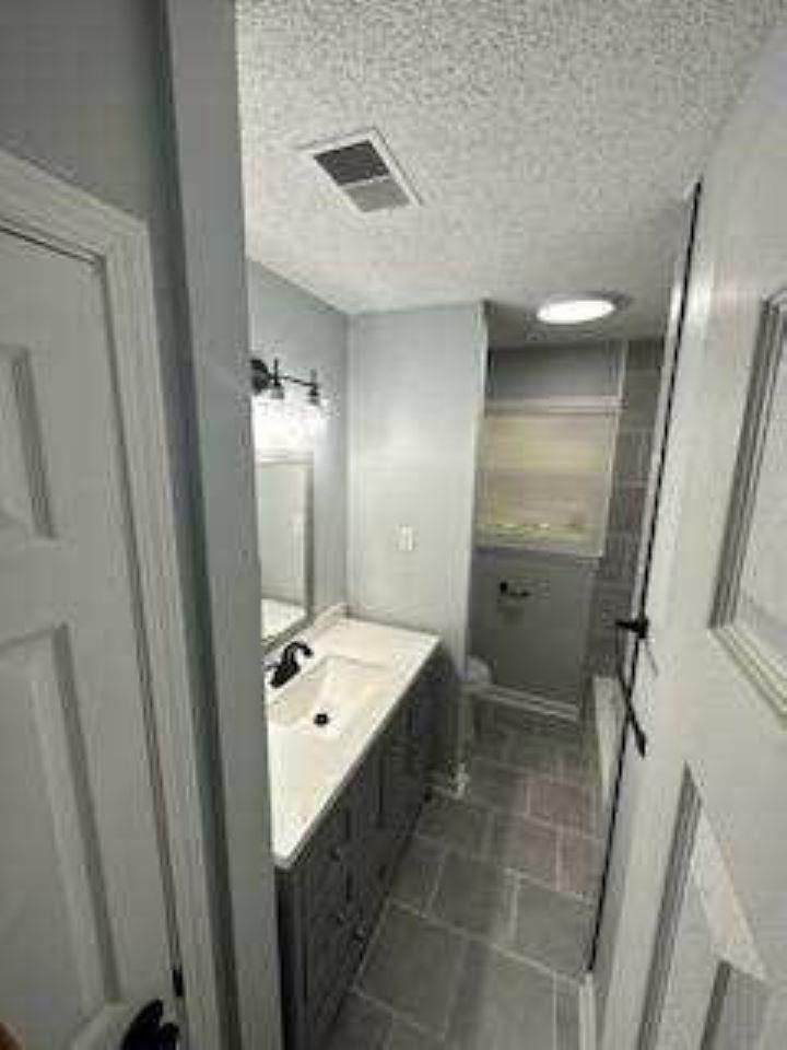 1051 East Alcy Road Memphis, TN 38106 - Photo 4 of 12 Gallery Image 4